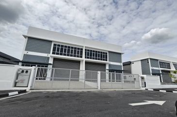 Brand new 1.5 storey factory at Taman Industri Waja, Taman Waja, Kulim Hi-Tech for rent