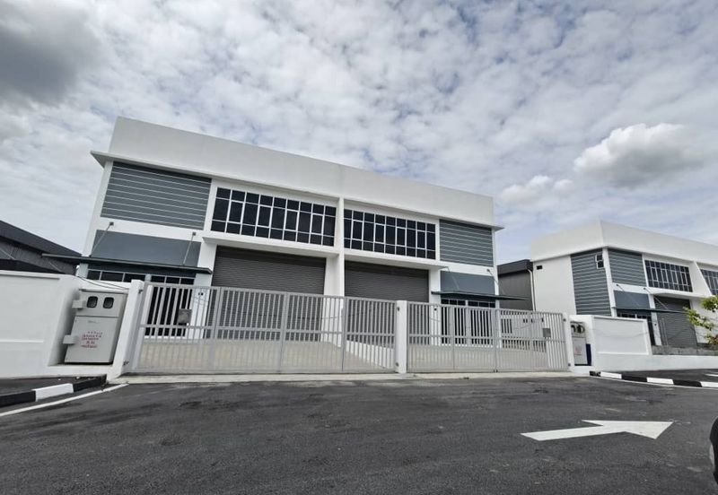 Brand new 1.5 storey factory at Taman Industri Waja, Taman Waja, Kulim Hi-Tech for rent