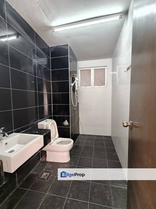 Platinum III Condominium @ Teluk Kumbar Heights, Bayan Lepas for sale, Penang, Bayan Lepas