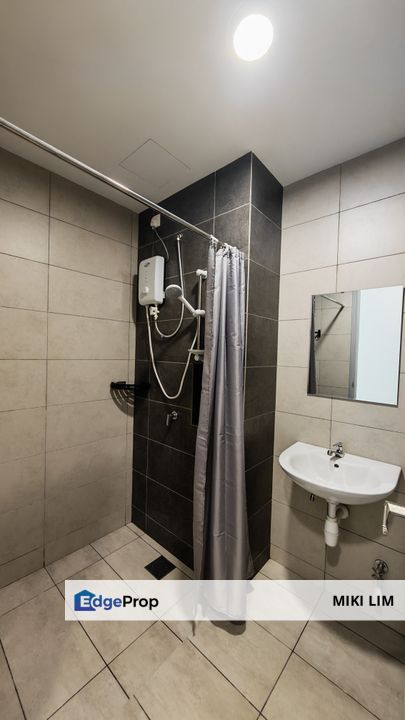 ROOM FOR RENT POOL VIEW FULLY FURNISHED @ BUTTERWORH PENANG, Penang, Butterworth