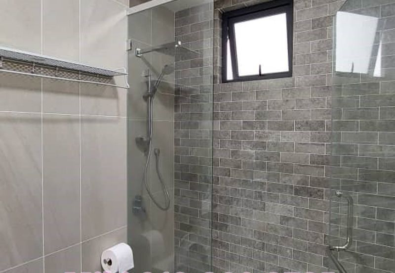 Queens Residences @ Queens Waterfront