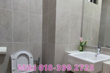 Queens Residences @ Queens Waterfront