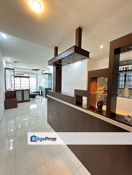 Fully Renovated Partially Furnished G&G Apartment @ Sri Akasia Tampoi For Sale  , Johor, Tampoi