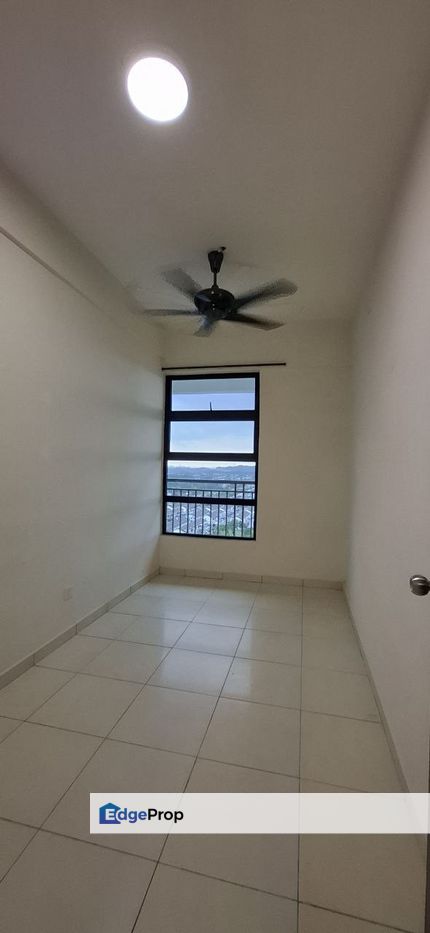 Full Loan High Floor Service Apartment @ The Garden Residence Mutiara Mas For Sale, Johor, Skudai