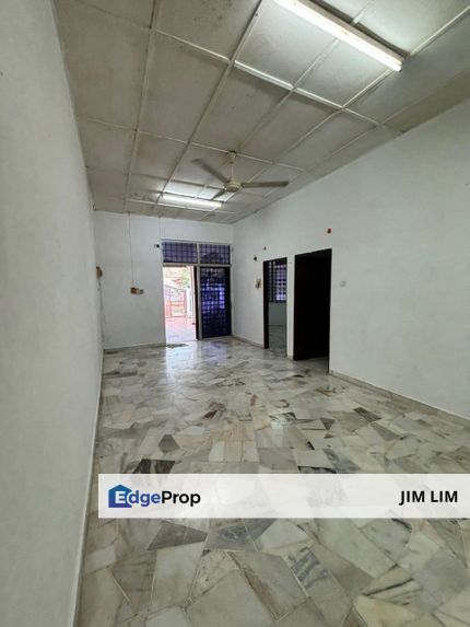 Taman Teratai 22x70 Single Storey Terrace House, Johor, Johor Bahru