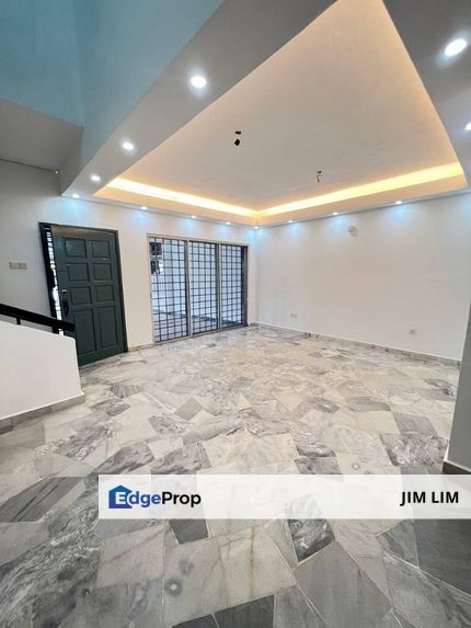 Taman Pasir Putih Double Storey Terrace House Renovated, Johor, Pasir Gudang