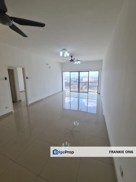Super Cheap Nice View Good Condition Unit Ready For Sale, Selangor, Seri Kembangan