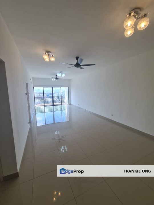 Super Cheap Nice View Good Condition Unit Ready For Sale, Selangor, Seri Kembangan