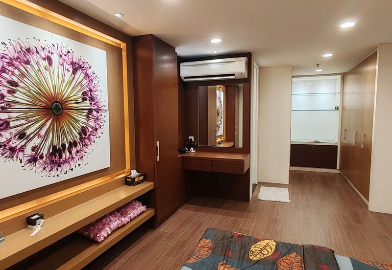 Centrio SoHo @ Pantai Hillpark