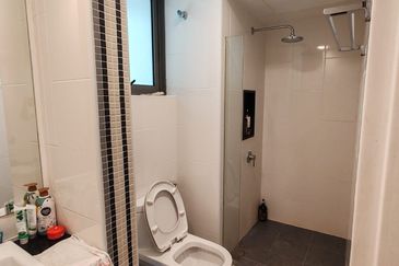 Centrio SoHo @ Pantai Hillpark