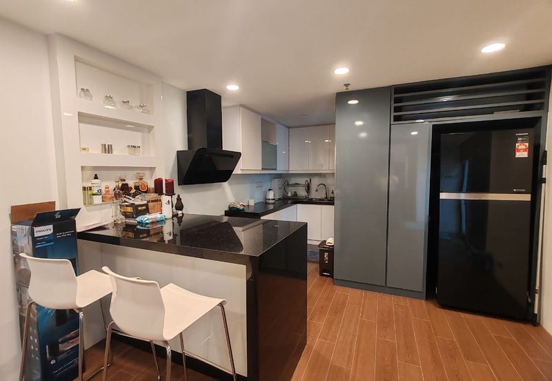 Centrio SoHo @ Pantai Hillpark