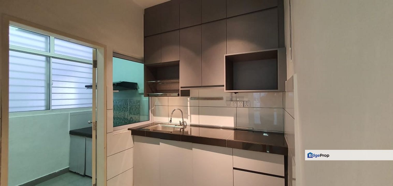 Super Cheap Partially Furnished Unit Ready For Rent, Kuala Lumpur, Bandar Tun Razak