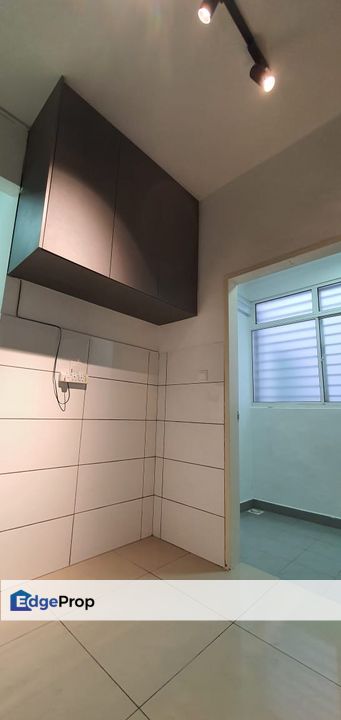 Super Cheap Partially Furnished Unit Ready For Rent, Kuala Lumpur, Bandar Tun Razak