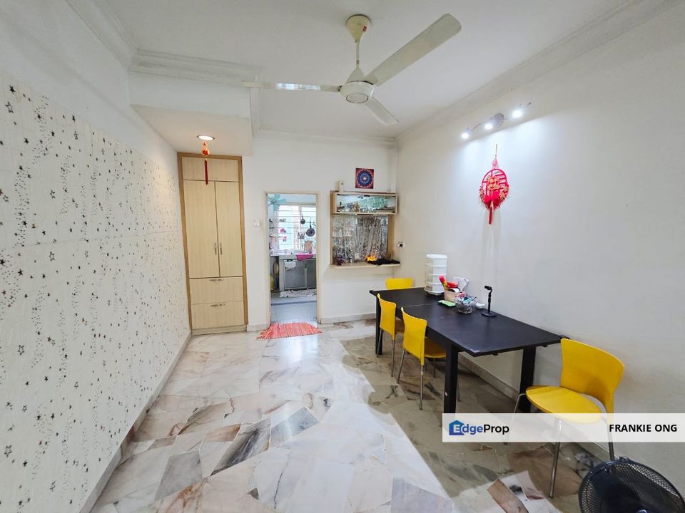 Super Cheap Renovated Double Storey House with Guard and Gated, Kuala Lumpur, Cheras
