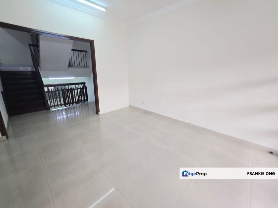 Super Cheap Double Storey Endlot Renovated Ready For Sale, Kuala Lumpur, Cheras