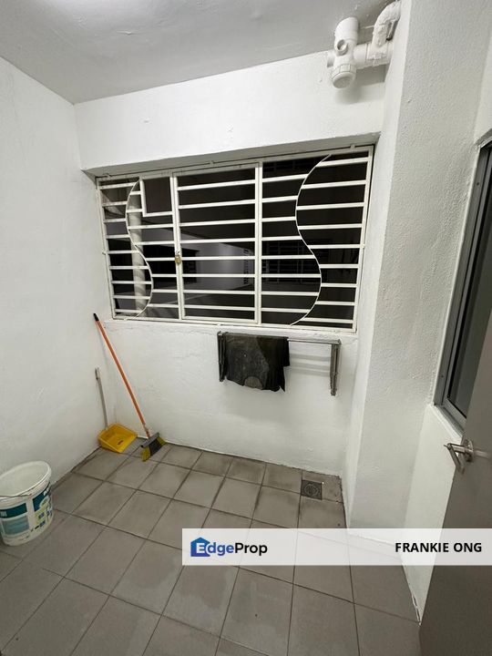 Super Cheap Partially Furnished Unit, Kuala Lumpur, Cheras