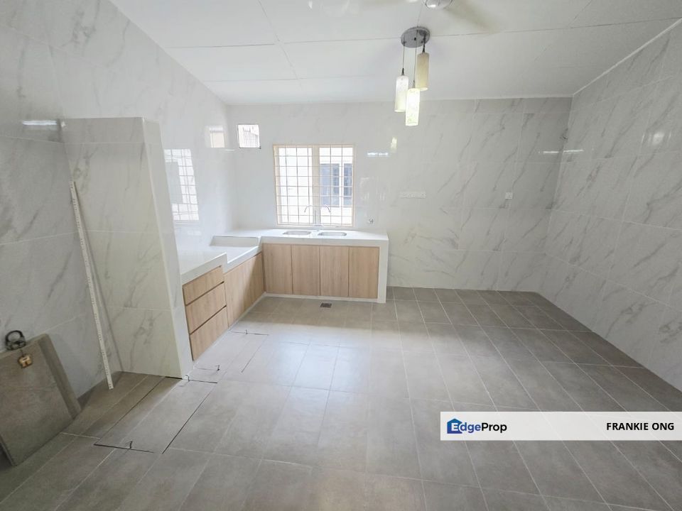 Super Cheap Double Storey Walking Distance Mrt Ready For Rent, Kuala Lumpur, Cheras