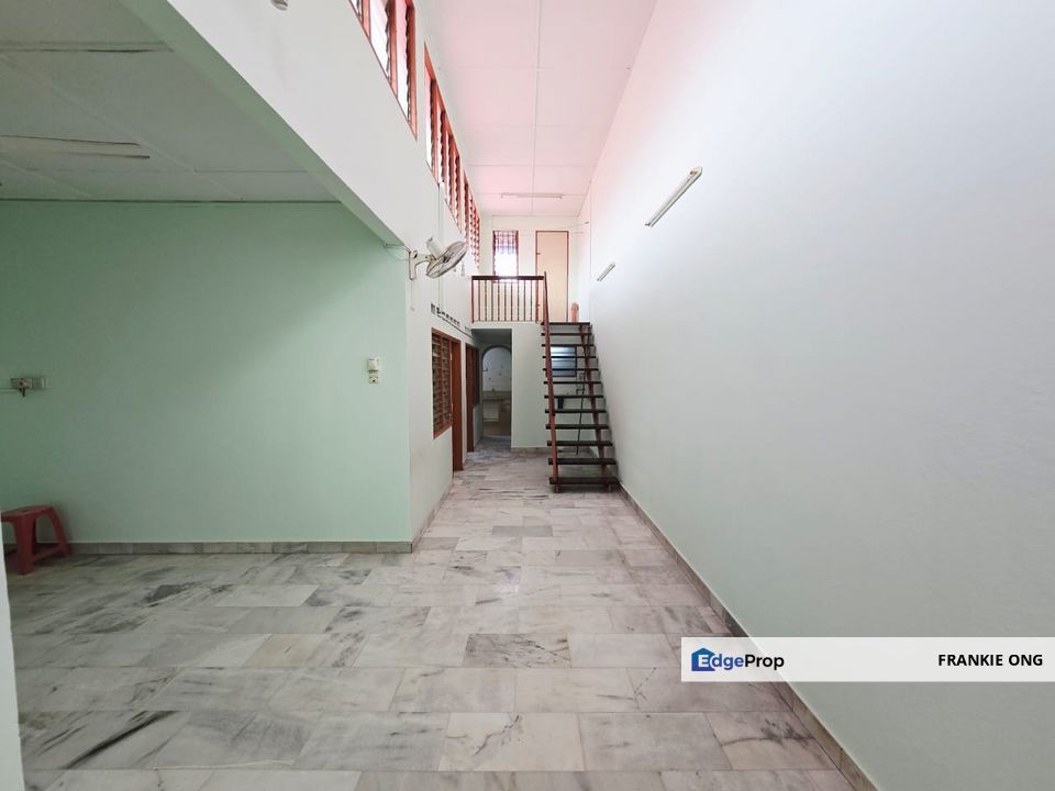 Super Cheap First Floor Shop Office, Kuala Lumpur, Cheras