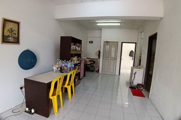 Sukma Shop Apartment