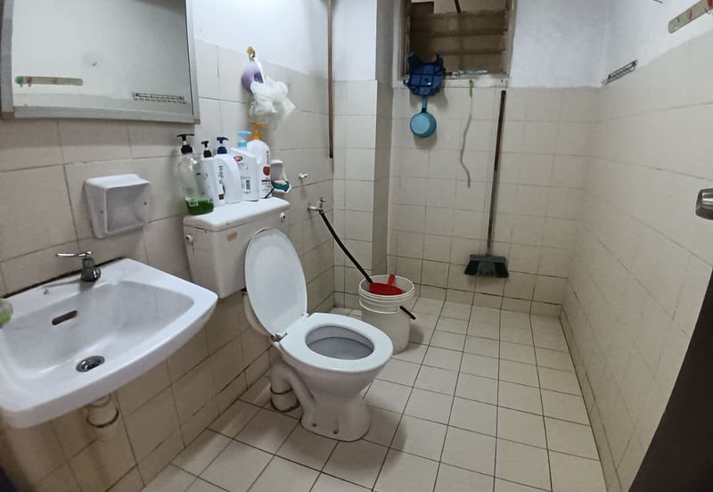 Sukma Shop Apartment