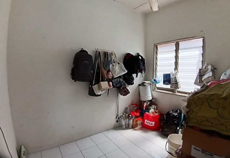 Sukma Shop Apartment