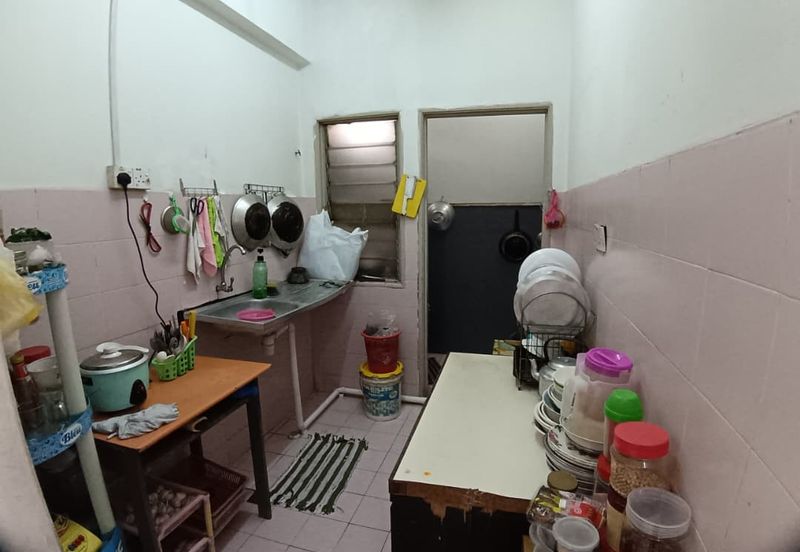 Sukma Shop Apartment