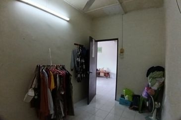 Sukma Shop Apartment