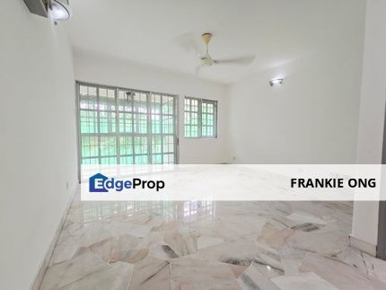 Super Cheap Townhouse Fully Renovated Good Condition, Kuala Lumpur, Cheras