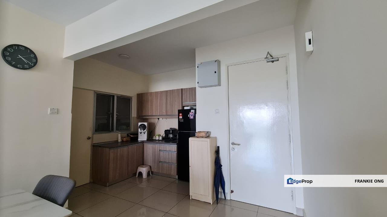 Super Cheap Partially Furnished Unit Ready For Sale, Kuala Lumpur, Cheras