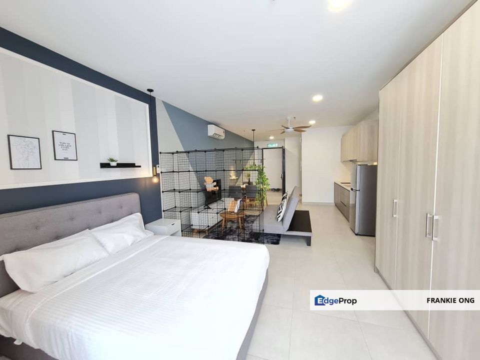 Super Cheap Fully Furnished Studio With Big Balcony Ready For Rent, Kuala Lumpur, 