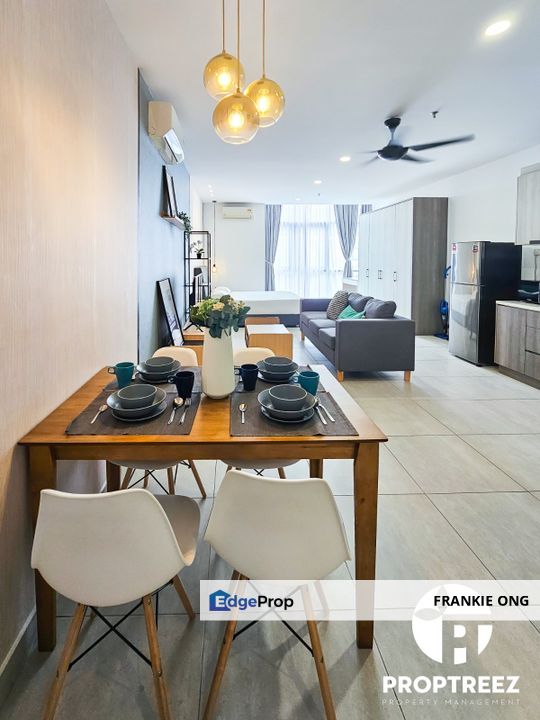 Super Cheap Fully Furnished Studio With Big Balcony Ready For Rent, Kuala Lumpur, 
