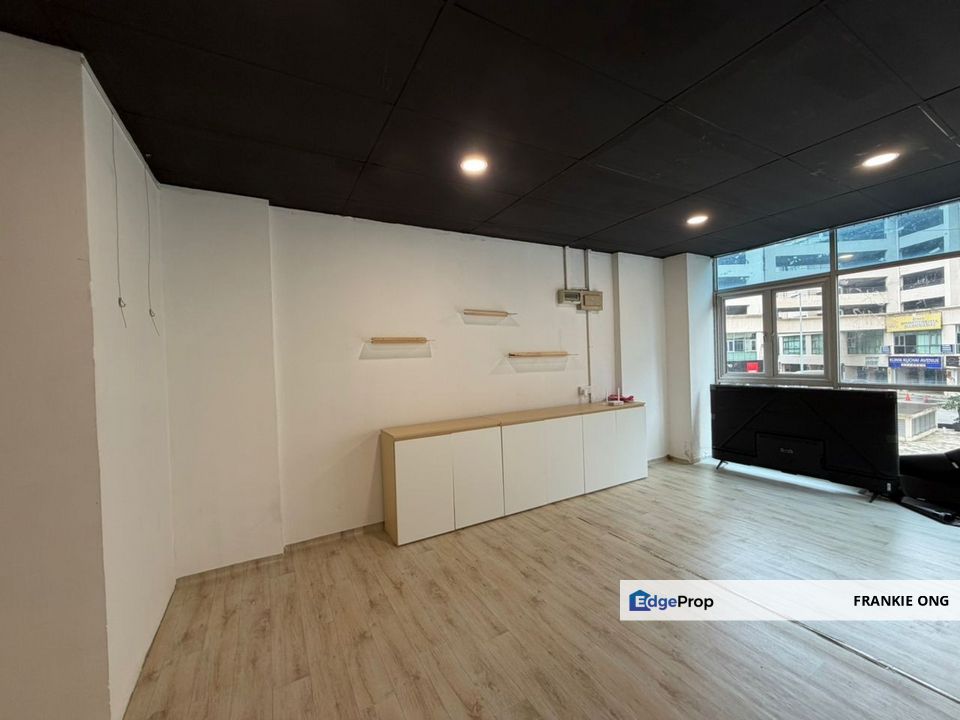 Super Cheap First Floor Office Ready For Rent, Kuala Lumpur, Kuchai Lama