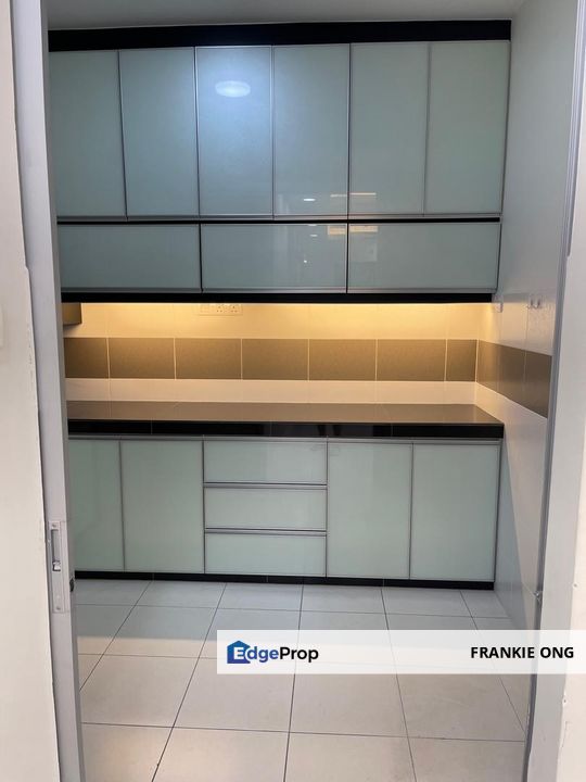 Super Cheap Partially Furnished Unit Ready For Rent, Kuala Lumpur, Cheras