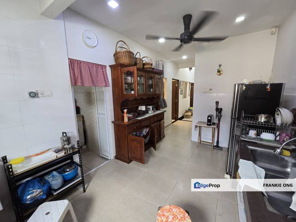 Super Cheap Single Storey walking distance Mrt Good Condition, Kuala Lumpur, Cheras