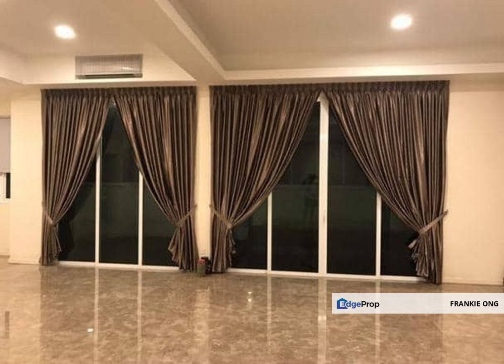 Partially Furnished 3 Storey Semi Detached House Offer Now, Selangor, Cheras