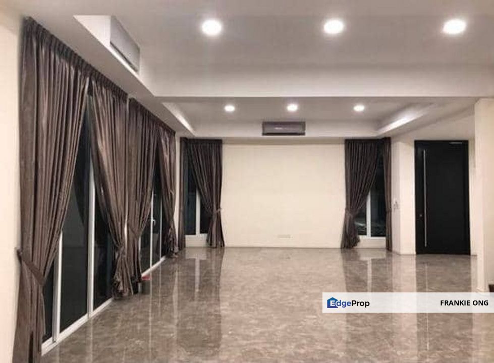 Partially Furnished 3 Storey Semi Detached House Offer Now, Selangor, Cheras