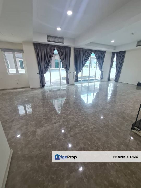 Partially Furnished 3 Storey Semi Detached House Offer Now, Selangor, Cheras