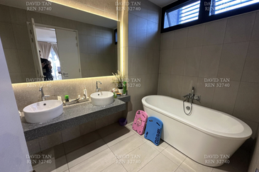 Dalia Residences @ Tropicana Aman