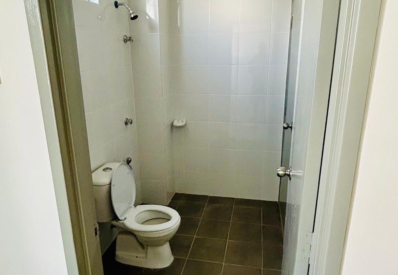 Brand New Double storey for Rent @ Taman Kirby