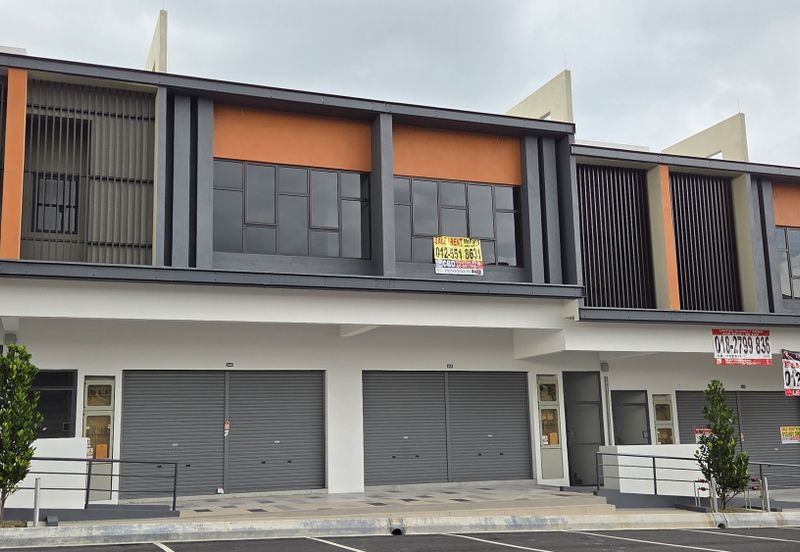 Ikon @ Centrio Seremban 2 facing Big Carpark 1st floor for rent