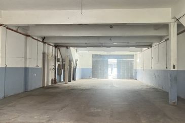 Kampung Baru Seri Kembangan [Industrial]