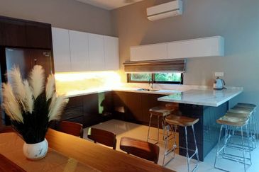 College Heights Garden Resort