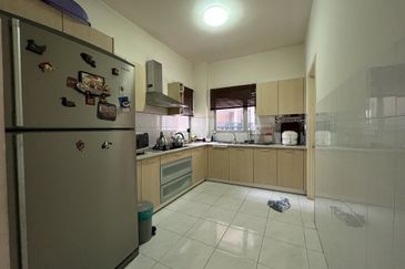 Seri Maya Condominium