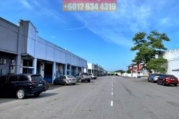 Cheap 1 Storey Terrace Factory for Sale at Nilai 3, Nilai, Negeri Sembilan