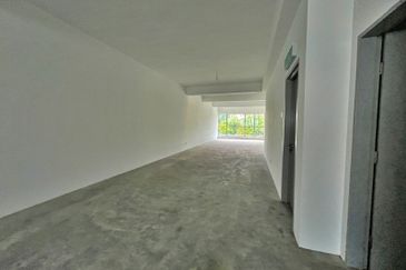 Jalan Mutiara, Nilai 7