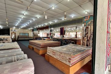 Cheap 1 Storey Terrace Factory for Sale at Nilai 3, Nilai, Negeri Sembilan