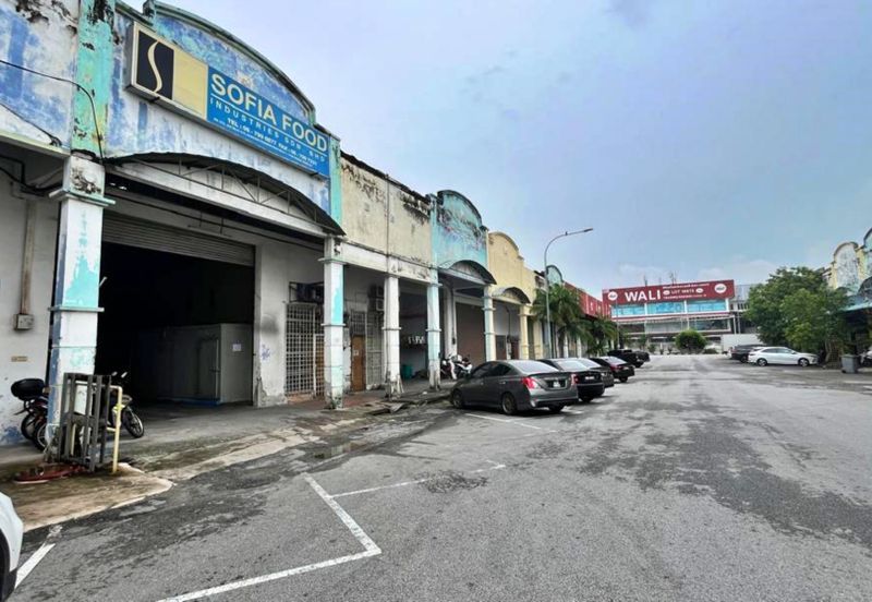 Kawasan Perindustrian Nilai 7