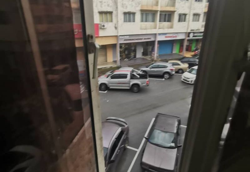 Oakland Commercial Centre