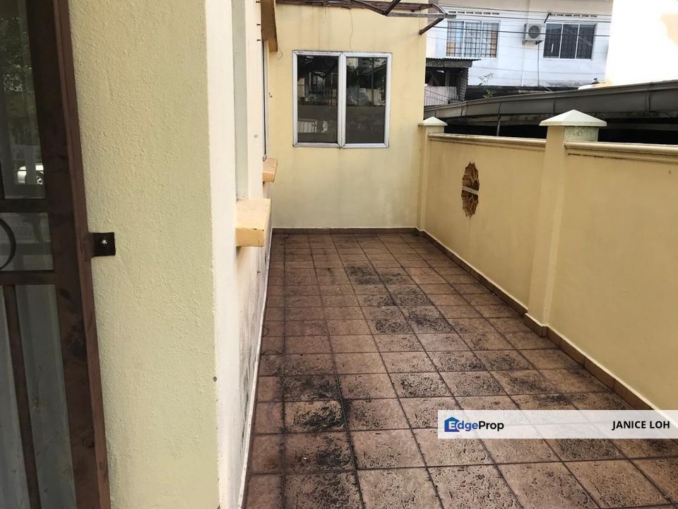 TAMAN DUYUNG Special end Lot with extra land , Negeri Sembilan, Seremban