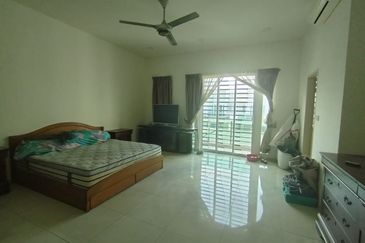 HIJAYU 3B @ BANDAR SRI SENDAYAN